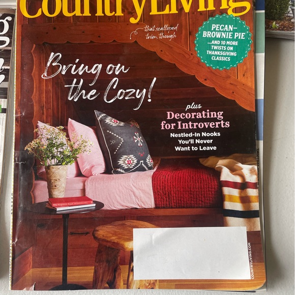Southern Living and Country Living Magazine Bundle 8 - Picture 2 of 4